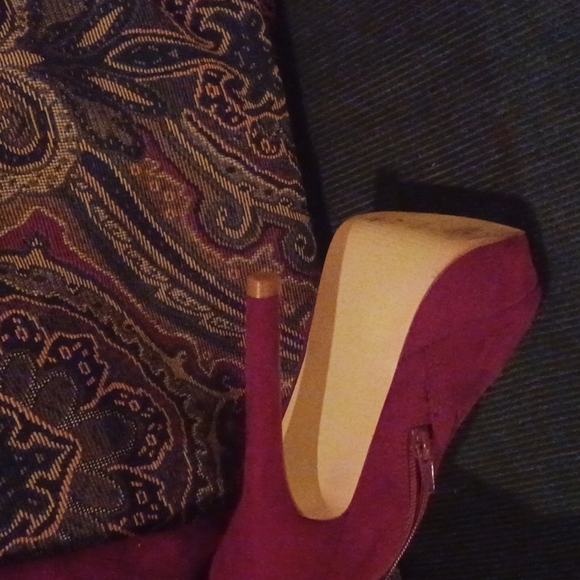 Thigh high stilletos - Picture 5 of 5